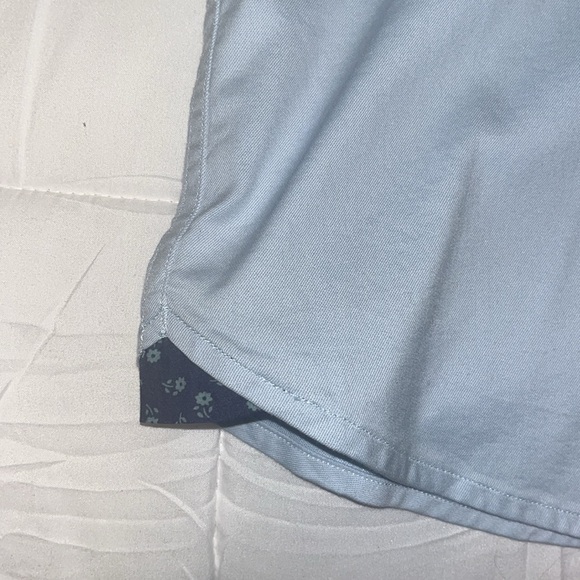 Tommy Bahama men’s light blue button down size 3X - Picture 3 of 9